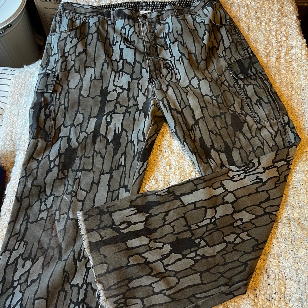 Vintage Men's Cargo Pants with Forest and Gray Camouflage